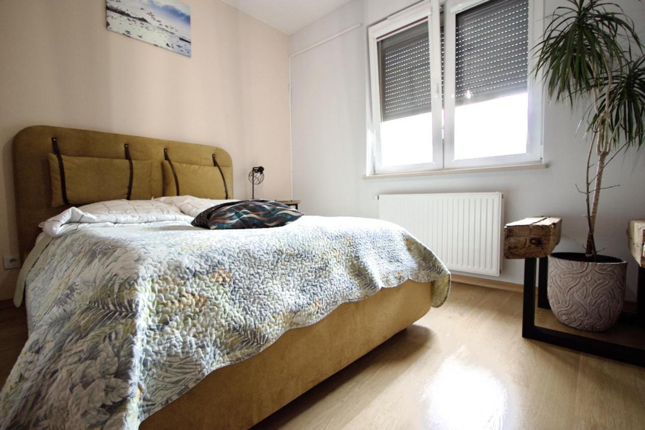 Appartamento Mp Rent- 48M, Klimatyzacja, Ogrodek, Parking, Jana Kazimierza, Travellerrevawards2024 Varsavia Esterno foto